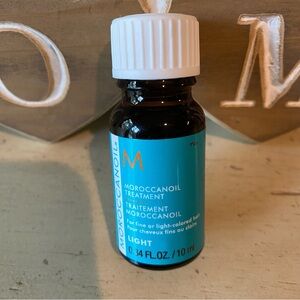 Moroccanoil Treatment Light for fine hair